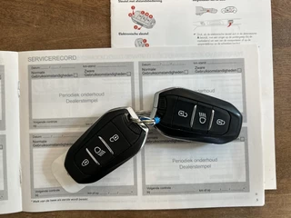 Citroën C3 Aircross Citroën C3 Aircross 1.2 PT 110pk S&S Bns Navi, Carplay, 17