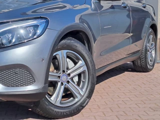Mercedes-Benz GLC l Pano l LED l Trekhaak l Stoelverwarming l Camera l LMV l PDC l - afbeelding nr 37