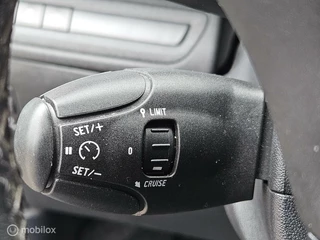 Peugeot 2008 Peugeot 2008 1.2 PureTech Allure Carplay Clima cruise 1e eigenaar - afbeelding nr 28