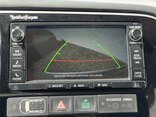 Mitsubishi Outlander Mitsubishi Outlander 2.0 PHEV Executive Edition Camera Navigatie systeem Cruise Led verlichting - afbeelding nr 5