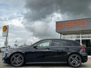 Mercedes-Benz A-Klasse Mercedes A-klasse 180 |AMG|Sfeerlicht|Night|Stoelverwarming - afbeelding nr 3