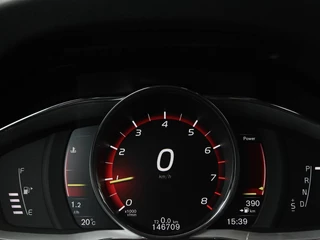 Volvo V60 Volvo V60 2.0 T4 Sport | Stoelverwarming | Trekhaak |  Xenon | Navigatie | Leder/Alcantara | PDC | Climate control | Cruise control | Bluetooth - afbeelding nr 24