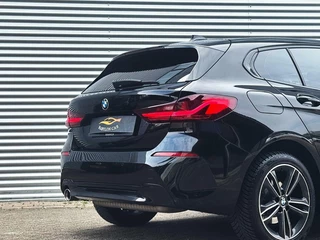 BMW 1 Serie BMW 1-serie 118i Sport Line/Aut/Navi/Xenon/Carplay/Sportstoelen/Stoelverwarming/CRUISE - afbeelding nr 6
