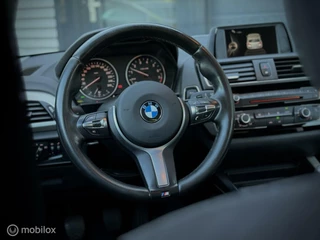 BMW 1 Serie BMW 1-serie 116i M Stoelverwarming 5drs zwart 12-2016 - afbeelding nr 20