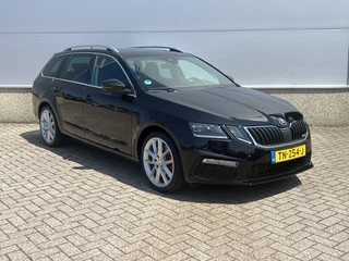 Škoda Octavia Škoda Octavia Combi 2.0 TSI RS 230 AUTOMAAT! PANODAK! ADAPTIVE CRUISE! AFN TREKHAAK! - afbeelding nr 2