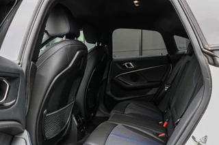 BMW 2 Serie BMW 2-serie Gran Coupé 218i M-Sport - TREKHAAK - LED - VOL!! - afbeelding nr 10
