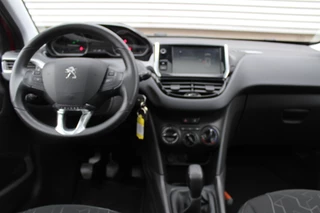 Peugeot 2008 | Panoramadak | Trekhaak | Navigatie | Bluetooth - afbeelding nr 5