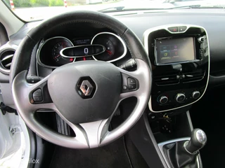 Renault Clio Renault Clio 1.2 16V 5drs 105dkm Airco Cruise Navigatie Bluetooth - afbeelding nr 18