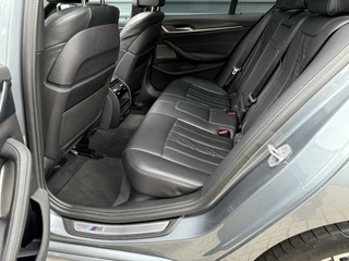 BMW 5 Serie BMW 5-serie 530e Bns Ed. Plus M-Sport Laser Pano 360 Camera Schuifdak - afbeelding nr 10