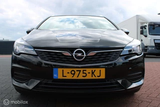 Opel Astra Opel Astra Sports Tourer 1.2 Business Elegance 130 PK, Trekhaak, Voor / achter Pdc + Camera, App connect, Comfort stoel, Cruise, Navi, Airco, 16 inch Lmv. - afbeelding nr 14
