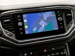 Volkswagen T-Roc Volkswagen T-Roc 1.5 TSI Sport 150Pk (VIRTUAL COCKPIT, APPLE CARPLAY, GROOT NAVI, CAMERA, LED KOPLAMPEN, SPORTSTOELEN, ADAPTIVE CRUISE, MODE KNOP, STOELVERWARMING, NIEUWE APK, NIEUWSTAAT) - afbeelding nr 32