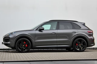 Porsche Cayenne Porsche Cayenne 3.0 BTW | Pano | 22 inch | Bose | Camera | Softclose - afbeelding nr 38