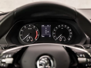 Škoda Octavia Škoda Octavia 1.0 e-TSI Sport Automaat (APPLE CARPLAY, GROOT NAVI, CAMERA, GETINT GLAS, SPORTSTOELEN, STOELVERWARMING, KEYLESS, CRUISE, NIEUWE APK, NIEUWSTAAT) - afbeelding nr 21
