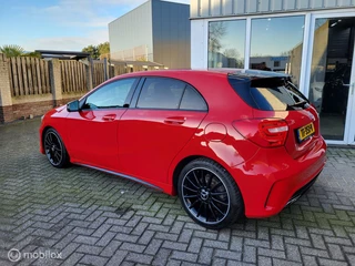 Mercedes-Benz A-Klasse Mercedes A-klasse 180 AMG/Cruise/Clima/Navi/Leder-Alcantara - afbeelding nr 4