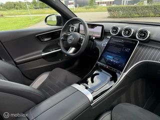Mercedes-Benz C-Klasse Mercedes C-klasse Estate 300 e AMG Line/ Pano/ High Beam - afbeelding nr 3