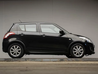 Suzuki Swift Suzuki Swift 1.2 Dynamic EASSS Sport (AIRCO,CRUISE,BLUETHOOT,LED,SPORTSTOELEN,NIEUWE APK,LM VELGEN,NETTESTAAT) - afbeelding nr 4