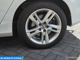 Volvo V60 Volvo V60 2.4 D5 Twin Engine Special Edition | Nette auto - afbeelding nr 32