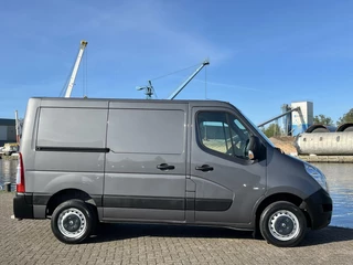 Renault Master Renault Master T28 2.3 dCi 3pers/Trekhaak/Cruise/Airco/Navi/Bluetooth/APK:01-2026 - afbeelding nr 2