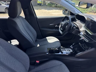 Peugeot 208 Peugeot 208 208 1.2 Hybrid 100 Allure - afbeelding nr 21