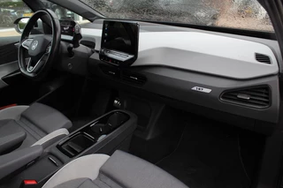 Volkswagen ID.3 Volkswagen ID.3 First Max 58 kWh / Full option! / Panoramadak / Camera / Head-up / Keyless / 20'' / ACC / Dodehoek / Elektr. stoelen / Massage / Navigatie / Stuurverwarming - afbeelding nr 10