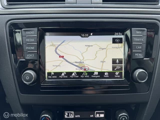 Škoda Rapid Skoda Rapid 1.2 TSI Greentech JOY Pano/stoelv/navi - afbeelding nr 14