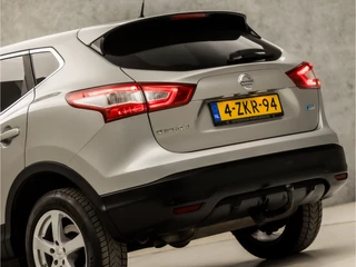 Nissan QASHQAI (NAVIGATIE, CLIMATE, 360 CAMERA, GETINT GLAS, TREKHAAK, SPORTSTOELEN, PARKEERSENSOREN, CRUISE, NIEUWE APK, NIEUWSTAAT) - afbeelding nr 11