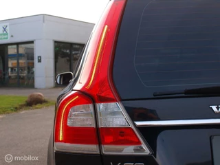 Volvo V70 Volvo V70 5-Cyl Summum Aut6 Elec Schuifdak Standkachel Xenon - afbeelding nr 8