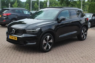 Volvo XC40 Volvo XC40 1.5 T5 Recharge R-Design / Trekhaak / Panoramadak / Camera / Navigatie / 19'' / Leder&Alcantara / Getint glas / DAB / ACC / Stoelverwarming - afbeelding nr 6
