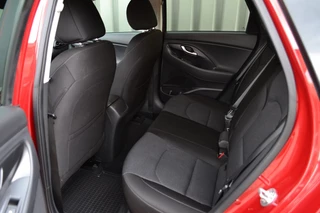 Hyundai i30 Hyundai i30 1.5 T-GDi MHEV Premium Navi/Camera/LED/18'' inch - afbeelding nr 10