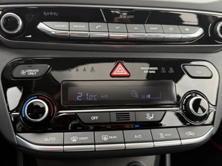 Hyundai IONIQ Hyundai IONIQ Premium EV Navi,Leder,Dodehoek,Schuifdak,Camera,Clima,Cruise,Stoelverwarming V+A,Stuurverwarming,Pdc V+A,Nieuwe Apk bij Aflevering - afbeelding nr 15