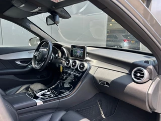 Mercedes-Benz C-Klasse Mercedes-Benz C-Klasse Estate C180 AMG Line Aut7 Leder LED Sfeerlicht Cruise Trekhaak - afbeelding nr 5