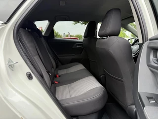 Toyota Auris Toyota Auris 1.8 Hybrid Dynamic Go 1e Eigenaar,Navi,Camera,Lm Velgen,136pk,Weinig Km,Apk tot 05-2027 - afbeelding nr 9