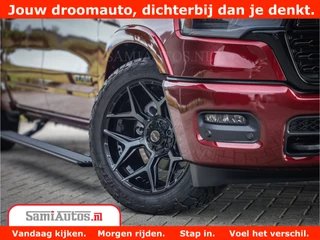 Dodge Ram 1500 Dodge Ram 1500 Limited Night H.O 540HP 706Nm | Massage + Full Option | De Meest Luxe en Volle Pick-Up in zijn Klasse | Comfortabele Dubbele Cabine met Royale 5 Zitplaatsen | BPM vrij | Nu Leverbaar uit Voorraad | Voorraad Nr 2302 - 7425 - afbeelding nr 51