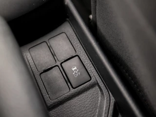 Toyota Yaris Toyota Yaris 1.0 VVT-i Sport (AIRCO, BLUETOOTH, ELEK RAMEN, SPORTSTOELEN, MULTIFUNCTIONEEL STUURWIEL, NIEUWE APK, NIEUWSTAAT) - afbeelding nr 23