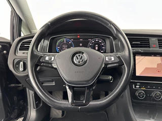 Volkswagen e-Golf Aut. *VIENNA-FULL-LEATHER | HEAT-PUMP | ADAPTIVE-CRUISE | FULL-LED | HEATED-SEATS | BLIS | DIGI-COCKPIT | NAVI-FULLMAP | SPORT-SEATS | CCS-FASTLOADER | KEYLESS | DAB+ | ECC | AMBIENT-LIGHT | - afbeelding nr 16