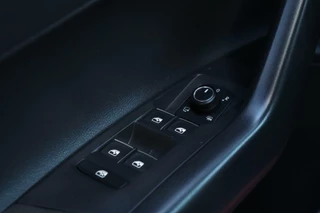 Volkswagen Polo Volkswagen Polo 2.0 TSI GTI / DSG / ACC / CarPlay / Milltek / Virtual Cockpit / 18