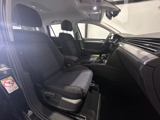 Volkswagen Passat Volkswagen Passat Variant 1.4 TSI PHEV GTE Business | Stoelverwarming | Trekhaak | DSG | Virtual Cockpit - afbeelding nr 22