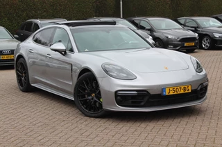 Porsche Panamera - 138455008-0