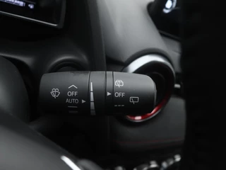 Mazda 2 Mazda 2 1.5 e-SkyActiv-G Homura Aka met Driver Assistance pakket en dakspoiler : dealer onderhouden - afbeelding nr 26