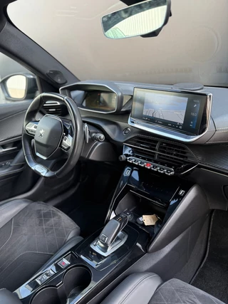Peugeot 2008 Peugeot 2008 1.2 PureTech GT|Focal|Automaat - afbeelding nr 30
