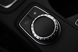 Mercedes-Benz A-Klasse Mercedes-Benz A-klasse 180 Ambition | Stoelverwarming | Full LED |  Sportstoelen | Navigatie | Half leder | Park Assist | Cruise control | Airco | Bluetooth - afbeelding nr 23