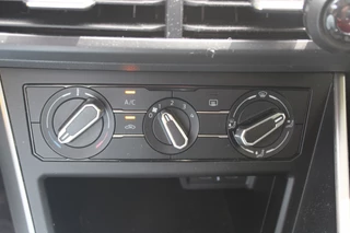 Volkswagen Polo Volkswagen Polo 1.0 Comfort line Carplay/Airco/Pdc 2x/Cruise/15