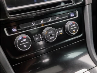Volkswagen Golf Volkswagen Golf 1.4 TSI GTE 204Pk Automaat (SCHUIFDAK, NAVIGATIE, CLIMATE, CAMERA, GETINT GLAS, SPORTSTOELEN, LED KOPLAMPEN, CRUISE, NIEUWE APK, NIEUWSTAAT) - afbeelding nr 24