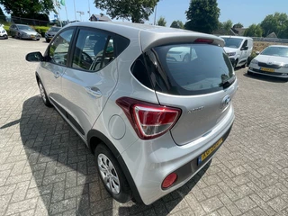 Hyundai i10 Hyundai i10 1.0i Comfort Airco, Audio, Lage km stand - afbeelding nr 9