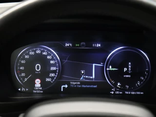 Volvo XC40 Volvo XC40 1.5 T5 Twin Engine Momentum Pro [SCHUIFKANTELDAK, APPLE CARPLAY, ANDROID, HALF LEDER, STOELVERWARMING V+A, PDC ACHTER, CRUISE, NIEUWSTAAT] - afbeelding nr 13