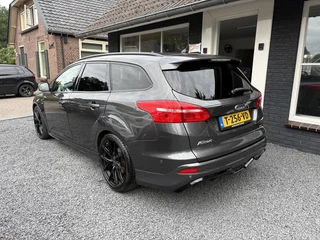 Ford Focus Ford Focus Wagon 1.5 ST-Line CAMERA | 19 INCH | STOELVERW | STUURVERW - afbeelding nr 6