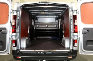 Renault Trafic Renault Trafic 2.0 dCi 150pk L2 H1 Automaat Airco Navigatie Camera 2x Schuifdeur - afbeelding nr 3