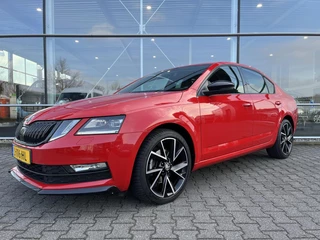 Škoda Octavia 1.5 TSI Greentech Sport Business PDC/Carplay/Navi/LMV Black Pakket