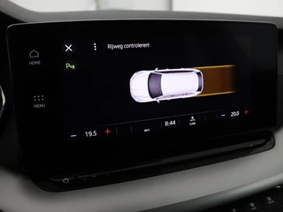 Škoda Octavia Skoda Octavia Combi 1.0 TSI Business Edition | Stoelverwarming |  Trekhaak | Adaptive cruise | Elektrische achterklep | Carplay | Sfeerverlichting - afbeelding nr 14