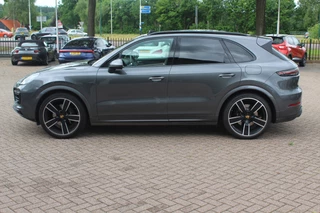Porsche Cayenne Porsche Cayenne 3.0 E-Hybrid Platinum Edition / Trekhaak / Panoramadak / 360Camera / 22'' / Matrix LED / Luchtvering / Sportdesign / Sportchrono / Keyless / Stoelventilatie / Stuurverwarming / Dodehoek / DAB / ACC - afbeelding nr 7